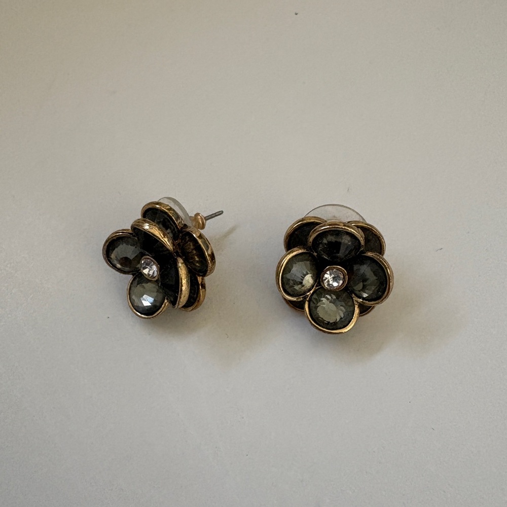 Gold and Black Flower Stud Earrings